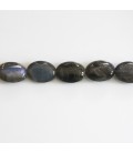 Labradorite 10x14 mm environ ovale plat qualité A Afrique