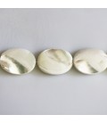 White mother-of-pearl 18x14 mm flat oval