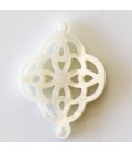 White mother-of-pearl 18 mm square rounded diagonal openwork 2 rings