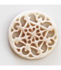 Nacre rose 17 mm médaillon fin carré fleuri