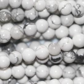 Howlite blanche 4/4.4 mm environ perle ronde A Canada