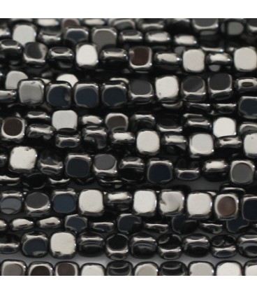 BeauMonde Bijoux - Hématite 4 mm environ carré plat arrondi