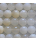 Opale 8 mm perle ronde blanc milky Afrique