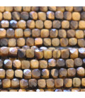 Oeil de tigre 4x4x4 mm environ carré facetté A Afrique