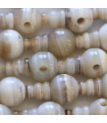 Agate white veined 10 mm round 3 holes + tip