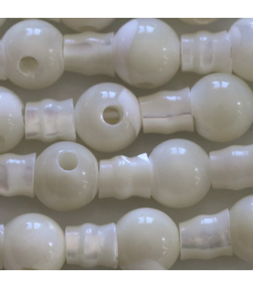 Mother-of-pearl 10 mm round 3 holes + tip - BeauMonde Bijoux
