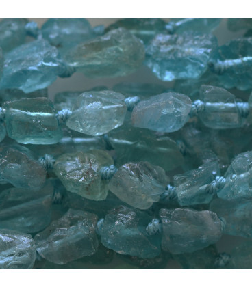 BeauMonde Bijoux - Apatite 8x10 mm environ nugget irrégulier brut Madagascar