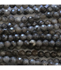 Labradorite noire 4 mm environ perle ronde facettée (larvikite) A Afrique