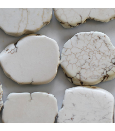 Howlite ivory about 30x40 mm irregular plate China - BeauMonde Bijoux