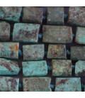 Chrysocolle 8x11 mm environ rectangle irrégulier ton vert mat Pérou