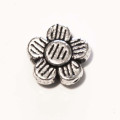 BeauMonde Bijoux - Intercalaire fleur striée métal argenté 8 mm