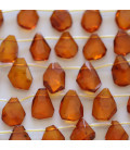 Ambre naturel 9x12 mm environ goutte taillé percée haut Lituanie