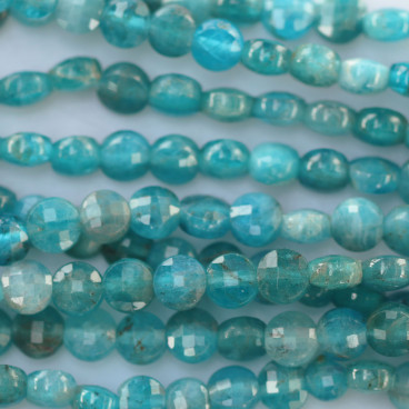 BeauMonde Bijoux - Apatite 4 mm médaillon facetté A Madagascar