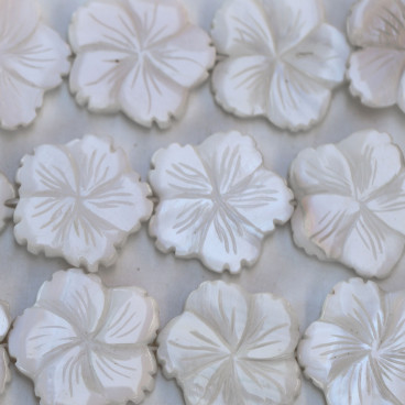 Mother-of-pearl flower 23/24 mm serrated flower - BeauMonde Bijoux