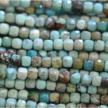 BeauMonde Bijoux - Turquoise naturelle 4x4x4 mm stabilisée carré facetté Chine