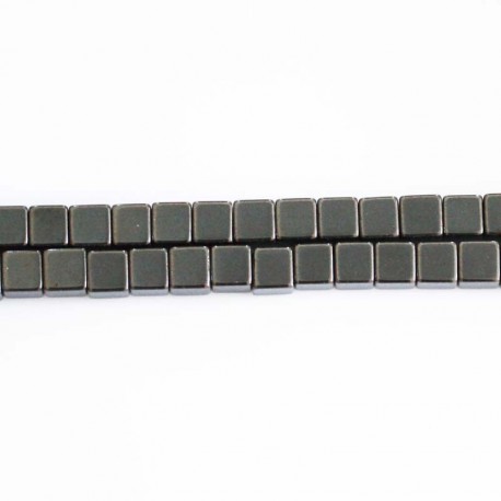 Hematite 4X4 mm square - BeauMonde Bijoux