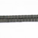 Hématite 4X4 mm environ carré