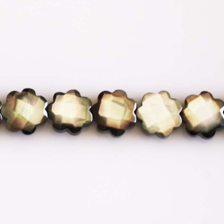 Mother-of-Pearl 10 mm faceted flower - BeauMonde Bijoux