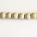 Wooden bead 8 mm round varnished