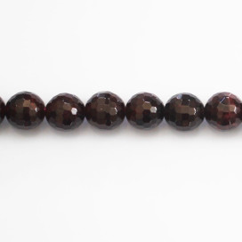 Grenat 8/8.5 mm environ perle ronde facettée A- Inde