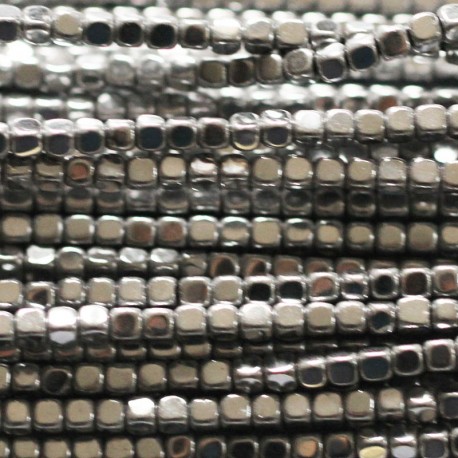 Hematite 2X2 mm silver rounded square - BeauMonde Bijoux