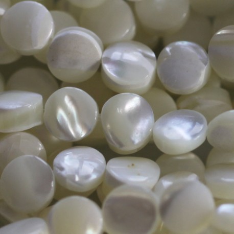 Mother-of-pearl 6 mm flat medallion - BeauMonde Bijoux
