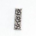 Intercalaire 17X6mm languette fleurie 3 trous