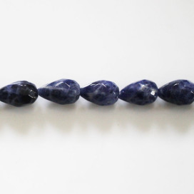 Sodalite 8x12 mm goutte facettée A+ Afrique du Sud
