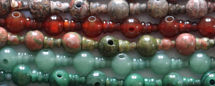 Large selection of 3-hole beads